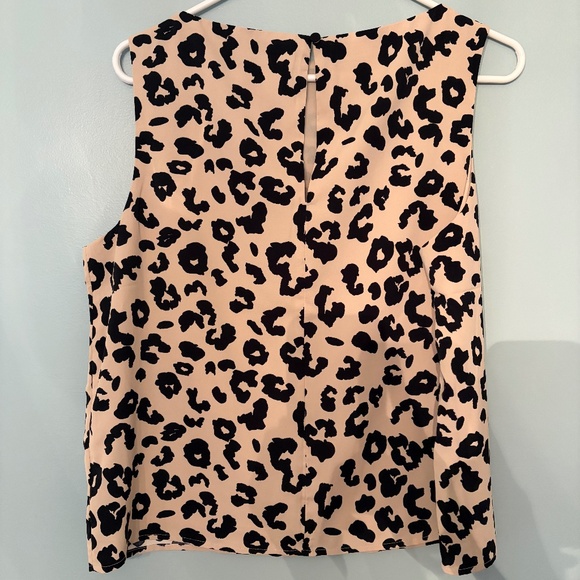 Abercrombie &‎ Fitch Leopard Print Satin Cami Top Size Medium - Picture 2 of 2